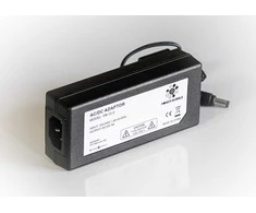 Stalinis maitinimo šaltinis 5A/12V