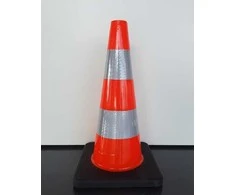 Šviesą atspindintis kelio kūgis su pagrindu, 50 cm