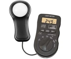 Šviesos matuoklis DT-1301