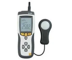 Šviesos matuoklis LUX-8809A