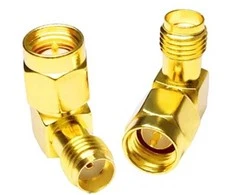 Spacetronik Adapteris GSM RP-SMA kištukas / SMA 90 laipsnių lizdas.