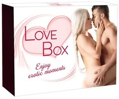 Love Box Erotinis rinkinys dovanų dėžutėje