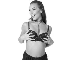 Sportsheets Collar Sportiniai lakštai – Sex &amp; Mischief Amor apykaklė su spenelių papuošalais