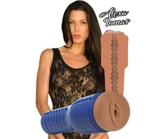 PRIVATE PRIVATI Alexa Tomas Superžvaigždė Pussy Karamelės odos atspalvis