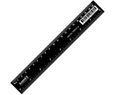 Plastikinė liniuotė AXENT, 20cm ilgio, juodos sp., blisteryje