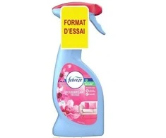 Purškiamas audinių gaiviklis FEBREZE Budding Flower, 375 ml