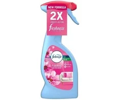 Purškiamas audinių gaiviklis FEBREZE Budding Flower, 375 ml