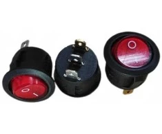 Jungtukas apvalus 12V 20Amperų raudonos sp(diametras,20mm)