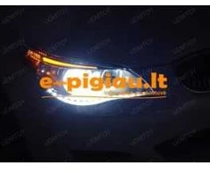 Juostelė šviečianti LED 30cm ilgis balta sp.klijuojama prie žibintų 2vnt