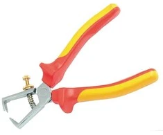 Laidų valymo replės Stanley VDE; 160 mm