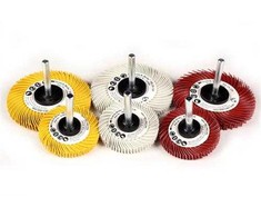 3M Radialinis šepetys SB Bristle 75x6mm K220 raudonas