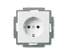 ABB-basic55 Schuko lizdas, baltas, 16A, 1 modulis, pridedamas dangtelis su apsauga nuo vaikų