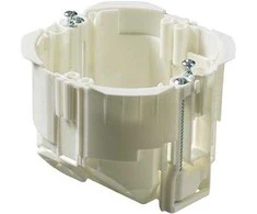 ABB Halogenų neturinti priekinė dėžutė (PIRMIAUSIA VAMZDŽIAMS) 9–39 mm storio skardos sienoms (1–3 tinko sluoksniai), skylė: Ø74 mm