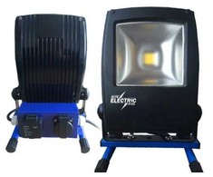 Blue Mėlyna Floodlight Mėlyna Electric Mėlynas ELECTRIC +Plus-Line LED 20W arbejdslampe med udtag - 1880826
