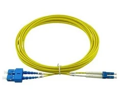„BlueOptics SFP3132BU5MK“, 5 m, G.657.A1, LC, SC