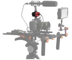 Saramonic SR-AX100 garso jungiklis juodas, raudonas