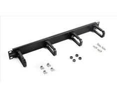„CommScope PASSE CORDON 1U NOIR AC 4“, Kabelių valdymo skydelis, Juodas, Plienas, 1U, RoHS 2011/65/EU ISO 9001:2008, 482,6 mm