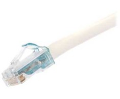 COMMSCOPE 6A kategorijos U/UTP jungiamasis kabelis, Mino6A plonas, 4,95 mm skersmens, 4,8 m ilgio, balta spalva su LSZH apvalkalu.