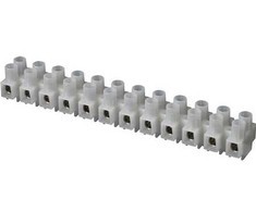 Zevercsslr 12x10/16 mm² gnybtų juosta su laido apsauga ir koja. Poliamidas, skaidrus, be halogenų.