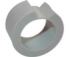 Bjrn Hammer Plastikinis įdėklas cinko vamzdžio atramai Ø28 mm. Tinka 1 matmens vamzdžio atramai.