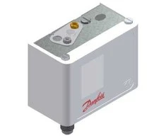 DANFOSS dvigubas slėgio jungiklis KP 1 žemam slėgiui, -0,2–7,5 bar, slėgio perkrytis 0,7–4 bar, automatinis atstatymas, AC-3 16A, 400V IP44