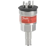 Danfoss AKS 32R, 3/8, -1-34 - -1-34 bar, ratiometrinis, DIN kištukas, išorinis sriegis, 3/8''