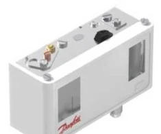 Danfoss KP17B - Dvigubas slėgio jungiklis, -0,2–7,5 bar, 8–32 bar, rankinis maks.