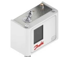 Danfoss KPR5 presostatas - 6-18 bar, automatinis, platėjantis, 1/4'', IP30