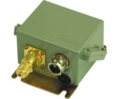 DANFOSS slėgio jungiklis KPS 43, 1-10 bar, G1/4, slėgio perkrytis 0,7-2,8 bar, automatinis atstatymas, AC-3 6A, 400V PG13,5 kabelis Ø5-14 mm, IP67