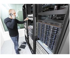 Vertiv Avocent AutoView AV3216 - KVM-Switch - 16 x KVM port(s) - 2 lokalni użytkownicy - 1 użytkownik IP - do montażu w szafie