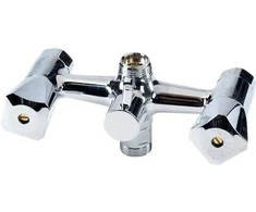 IDEAL STANDARD Børma Standard dviejų svirtelių dušo maišytuvas su 3/4 colio dušo išleidimo anga aukštyn ir žemyn bei perjungikliu – be rozetių ir jungiamųjų detalių