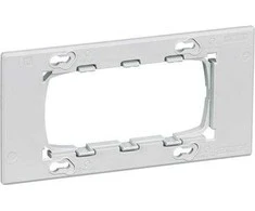 LAURITZ KNUDSEN FUGA®CE60 adapterio rėmas, 2 moduliai, skirtas „Fuga“ įdėklams, 2 modulių euro dėžutėje