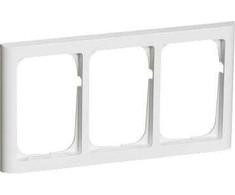 LAURITZ KNUDSEN LK FUGA SOFTLINE 63 rėmas 3 x 1½ modulis, baltas