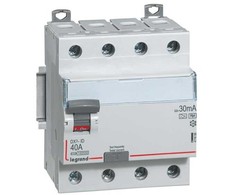 Legrand 411695 P 304 4P 40A 0,03A Diferencialinis grandinės pertraukiklis F tipas (HPI) DX3 SERIJA 411695