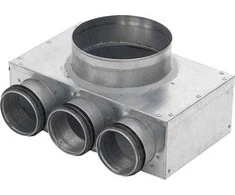 LINDAB „InDomo“ sieninė dėžutė PVWU 125 valdymo vožtuvui ø100 mm su 3 ø63 išleidimo angomis ir saugiu sandarikliu, skirtu prijungti prie SR63 vamzdžio arba LFPE žarnos.