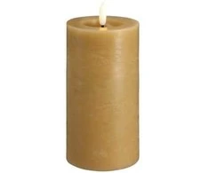 „Moods &amp; More“ kaimiško stiliaus LED žvakė su medaus ir garstyčių spalvos lydymosi efektu – Ø 7,4 cm x A 15 cm