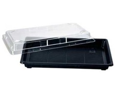 Multi Suši padėklas 600 ml 240x150x40 mm PS juodas/permatomas dangtis, 4 vnt. x 100 vnt./kartono