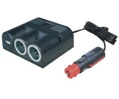 Pro Car Maitinimo lizdai 1->2 + USB su laidu