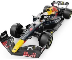 Rastar „Oracle Raudona Bull Racing RB18“ nuotolinio valdymo automobilis 1:12, 2.4G