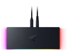 „Razer“ darbalaukio RGB dokas keliems įrenginiams ir ekranams | „Thunderbolt 5“ dokas
