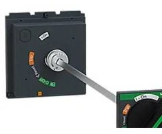 SCHNEIDER ELECTRIC Prailginta sukamoji rankenėlė, „ComPacT NSX 400/630“, juoda rankenėlė, veleno ilgis nuo 209 iki 600 mm, IP55