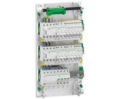 SCHNEIDER ELECTRIC Iš anksto surinkta Resi9 XP PW grupinė plokštė, 3 eilės, 13M: 1xAFB, 1xSPD + 2xRCD + 7xC10A 1PN + 2xC16A 3PN + 1xC10A 3PN