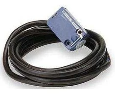 Telemecanique Sensors Schneider Electric Galinis perjungiklis Korpuso 1R 1Z pliūpsnio metalo kabelis 5m (ZCMD21L5)