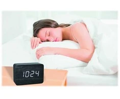 Ant stalo pastatomas elektroninis laikrodis TFA Clocco 60.2549, juodas