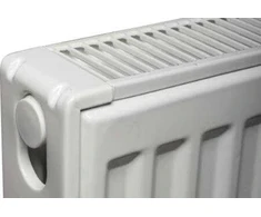 Thermrad „Compact-4 Plus“ šoninės plokštės / šoniniai skydeliai 33-300 (972 serija.....) 2 vnt. rinkinys.