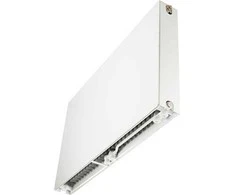 Thermrad „Super8 Plan“ radiatorius. Įmontuotas vožtuvas dešinėje pusėje m30x1.5. Nepamirškite H formos bloko ir jungiamųjų veržlių.