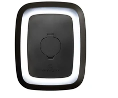 Enua „Charge“ nuimamas 22 kW įkroviklis, kurį galima lengvai pritvirtinti prie Enua sieninio laikiklio. 3 fazių / 32 A / 400 V, NFC, LTE, WiFi, programėlė.
