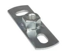 Walraven pagrindo flanšas M8 - galvanizuotas pagrindo flanšas 80x25mm su privirinta įvore