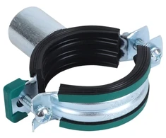 WALRAVEN KSB2 trigubas vamzdžių spaustukas, 2 varžtų, galvanizuotas, su greito fiksavimo jungtimi. Srieginė įvorė M8/10/½". Triukšmą slopinanti juoda ir žalia EPDM guma iki 21 dB(A).
