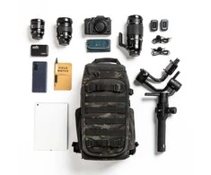 Kameros krepšys - Tenba Axis v2 16L Road Warrior (beveik veidrodinis/DSLR, 16" nešiojamas kompiuteris, 12.9" planšetė)